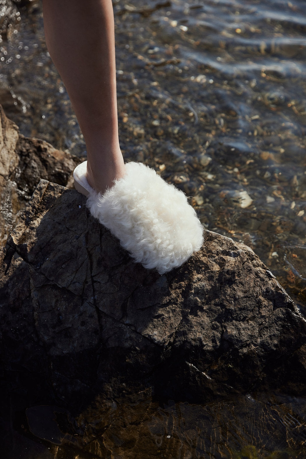 Envelope1976 Lounge slippers - Shearling Shoes Cream